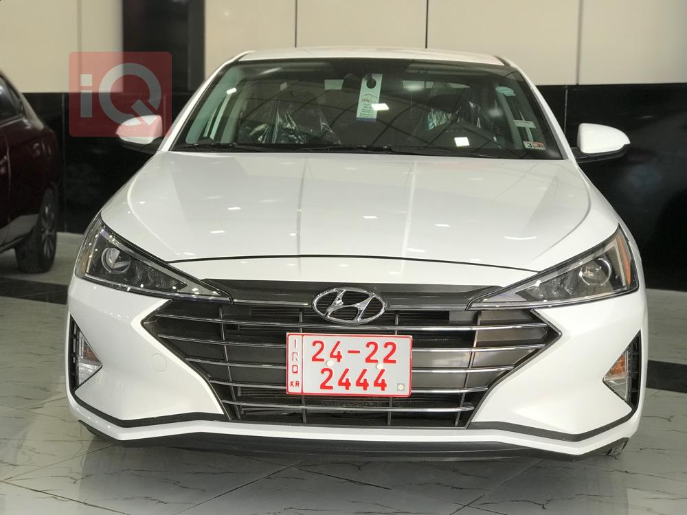 هیوندای ئەلەنترا